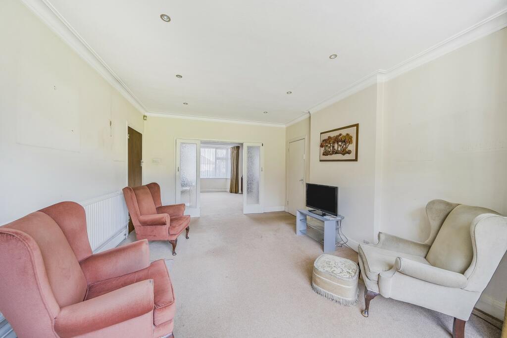 Parkside Drive, Edgware